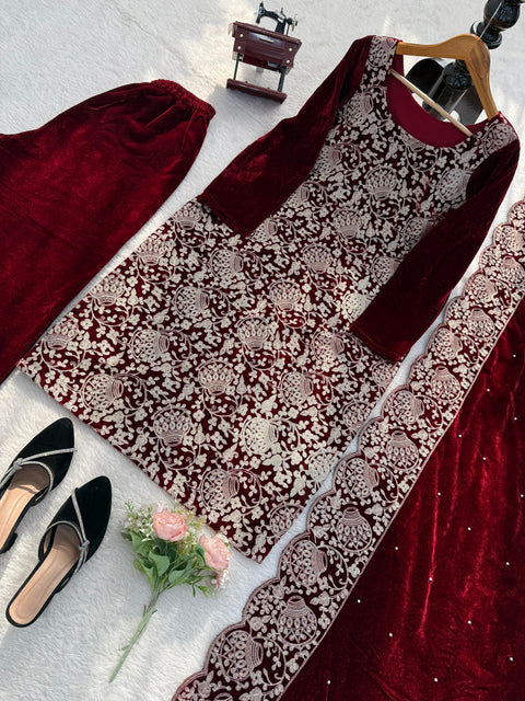 New effortless charm with our exclusive 3-piece set