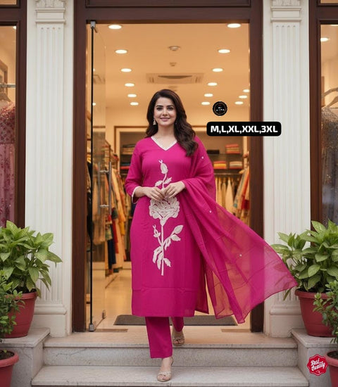 New kurta set with Cotton Pant & Malmal Dupatta with tier pattern