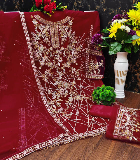 New Pakistani Design Embroidery Work With Diamond Work Dress