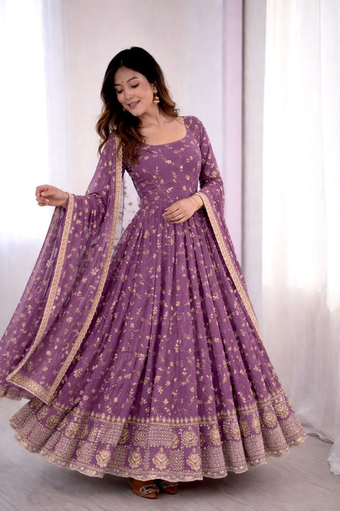 New Design Trending Fox Georgette Gwon and Pent and dupatta