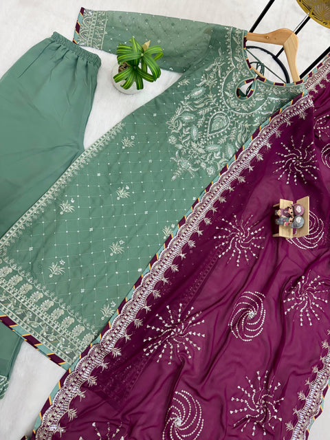NEW LAUNCHING 3 PIECES KURTI, PENT & DUPATTA