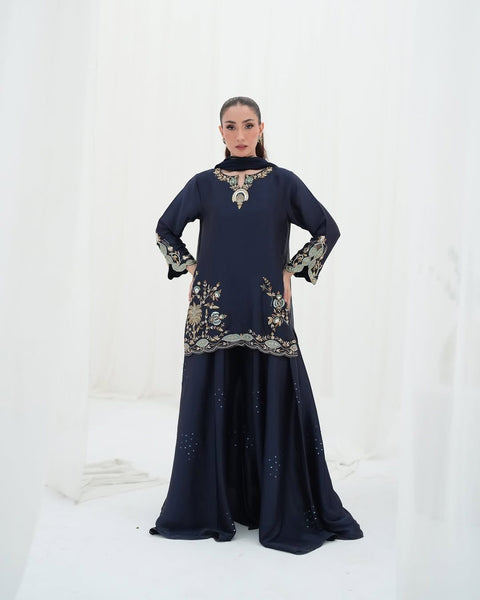 New premium Heavy Natural Crep Silk Heavy Bids Hand Work Embroidery Sequence Work Dress
