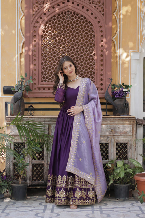 New PREMIUM DESIGNER READYMADE GOWN