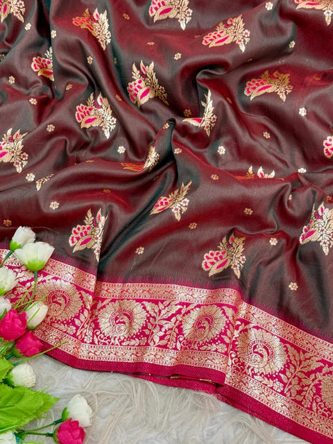 New golden designs and soft tassels Elegant Banarasi Saree