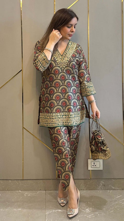 NEW SUPERHIT TRENDING FESTIVE COLLECTION CO-ORD SET