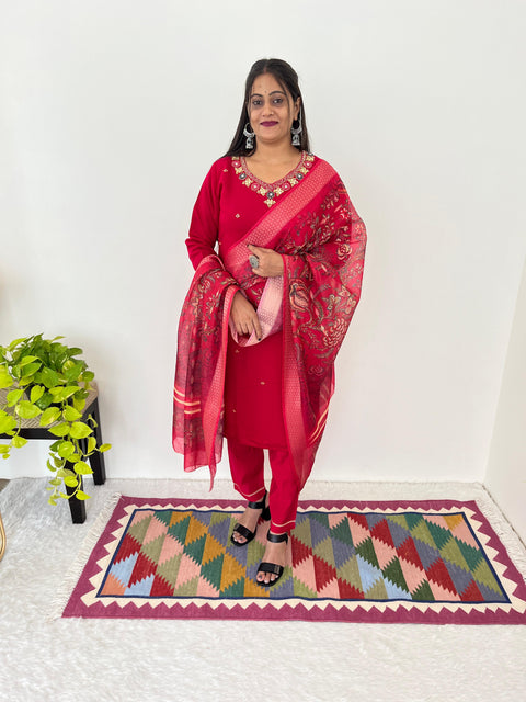 New Designers Kurti Pent Dupatta 3 pic Set
