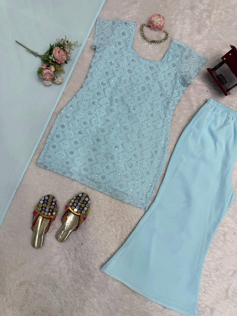 New Crafted in Classy Tones with Premium Fabric & Detailing kurti with duppta