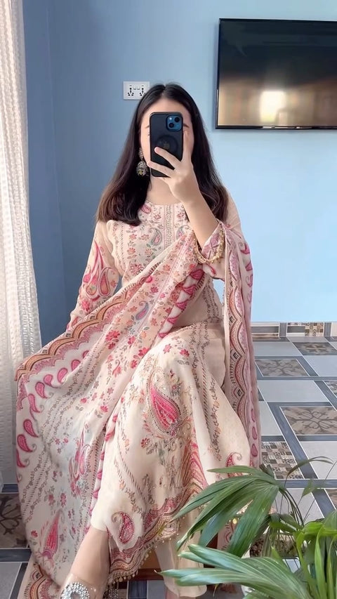 New Premium soft cream or off-white base suit