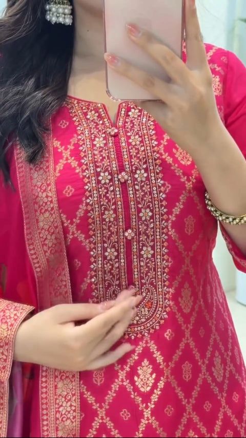 New Beautiful Banarasi  Silks SuitKURTI PENT DUPPTA FULL SET