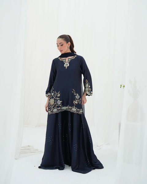 New premium Heavy Natural Crep Silk Heavy Bids Hand Work Embroidery Sequence Work Dress