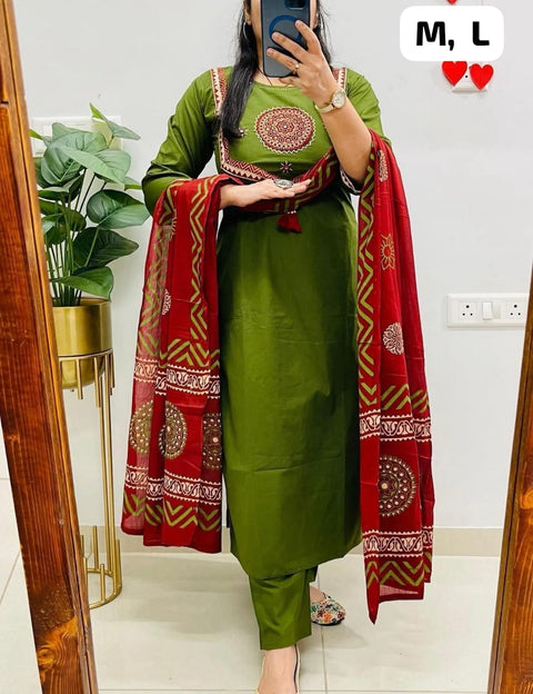 New beautiful  Heavy Cotton handwork weaving and prints Suit Set
