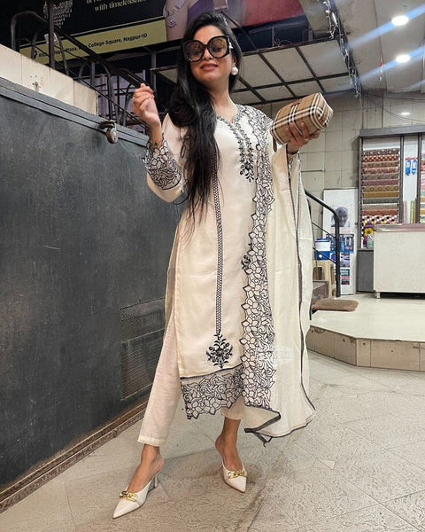 New Beautiful embroidery work  Ari WorkCreap kurti with pant