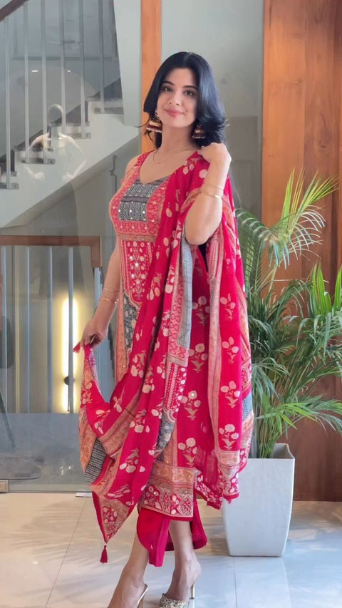 New Beautiful maslin with original MIRROR workstraight-cut Kurti