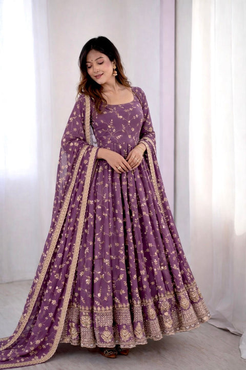 New Design Trending Fox Georgette Gwon and Pent and dupatta
