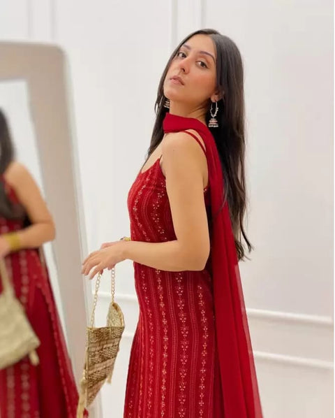 New Beautiful suit sets in Embellishedgeorgette suit set Top pent with dupatta