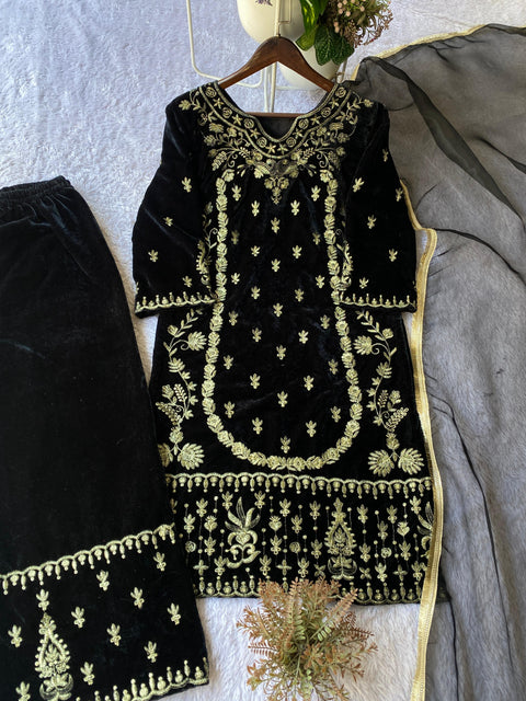 New DESIGNER WEAR With EMBROIDERY WORK KURTI PLAZZO